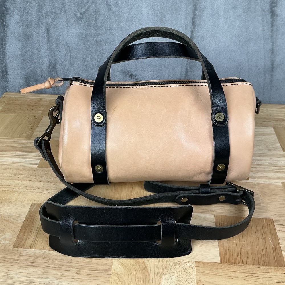 Go Forth Goods Mini Jane Crossbody Bag Natural Veg Tan & Black Strap/Trim Purse - Picture 16 of 16
